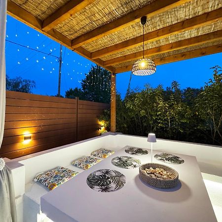 Burnelia Vacation House Лефкіммі Екстер'єр фото