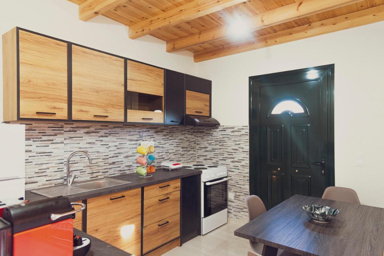 Burnelia Vacation House Лефкіммі Екстер'єр фото